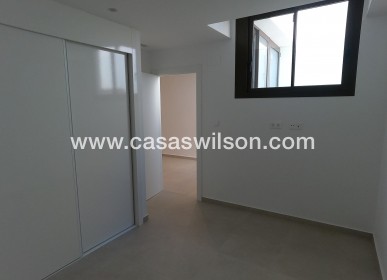 Sale - Villa - Algorfa - La Finca Golf