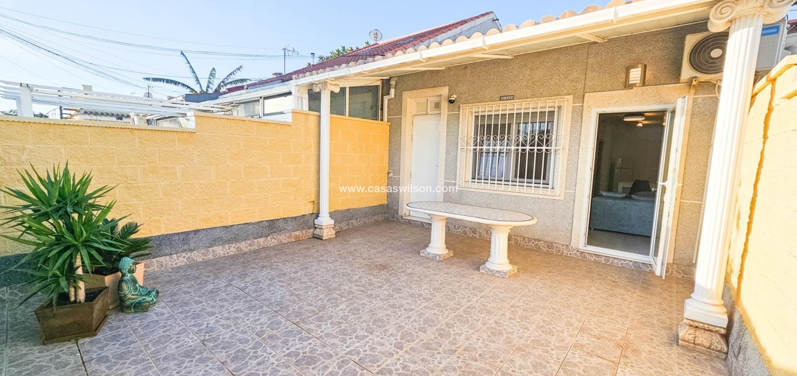 Sale - Townhouse - Torrevieja - El Limonar