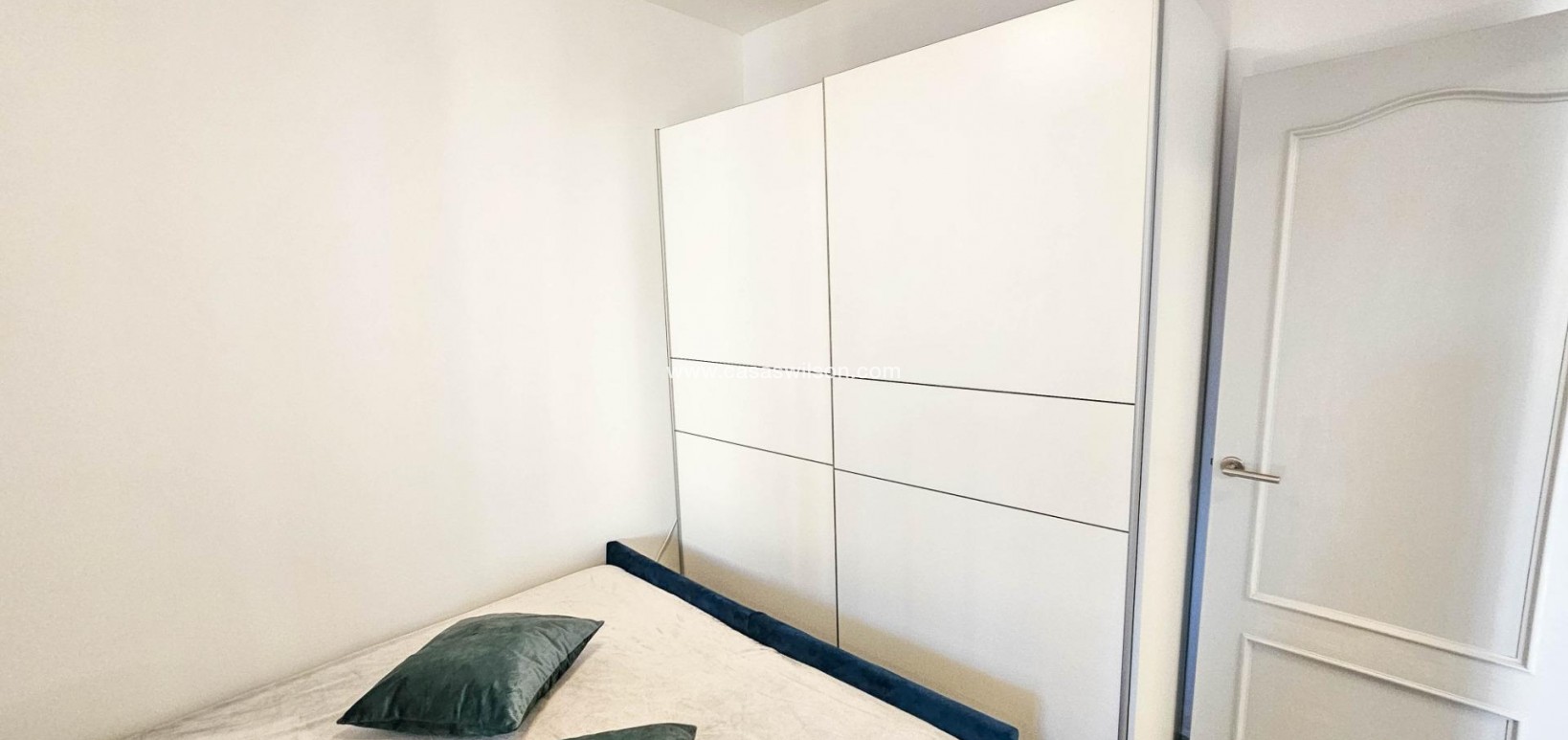 Sale - Townhouse - Torrevieja - El Limonar