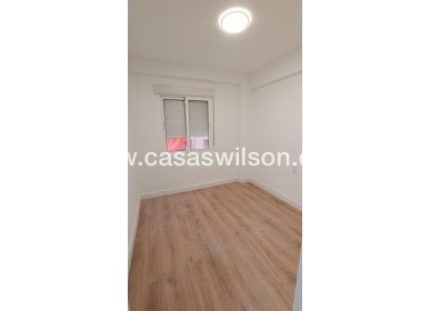 Venta - Apartamento - Torrevieja - Centro