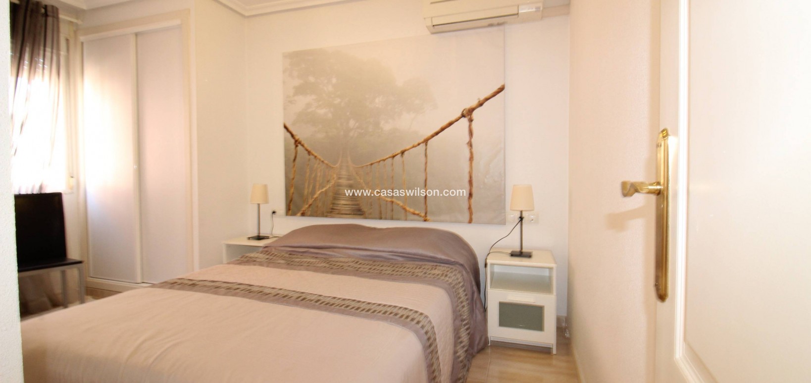 Sale - Apartment - Torrevieja - Centro