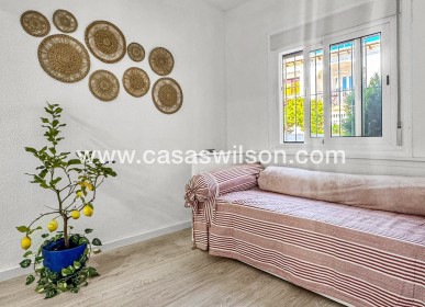 Sale - Bungalow - Torrevieja - Costa Blanca