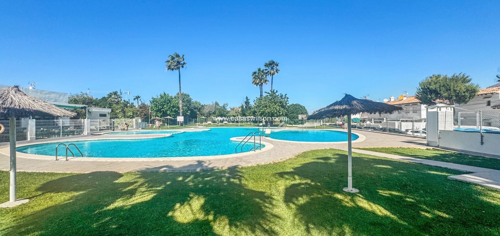 Sale - Bungalow - Torrevieja - Costa Blanca