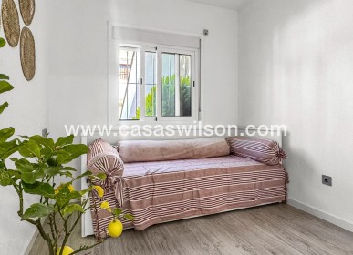 Sale - Bungalow - Torrevieja - Costa Blanca