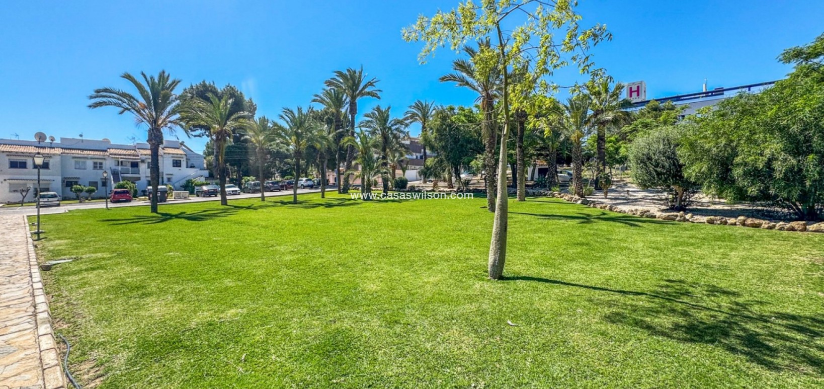 Sale - Bungalow - Torrevieja - Costa Blanca