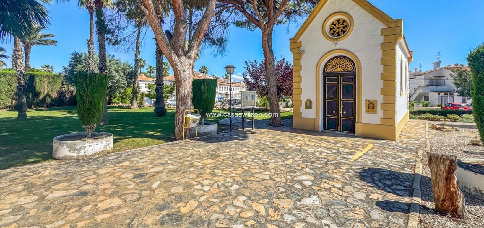 Sale - Bungalow - Torrevieja - Costa Blanca