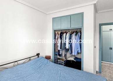 Sale - Apartment - Torrevieja - Costa Blanca