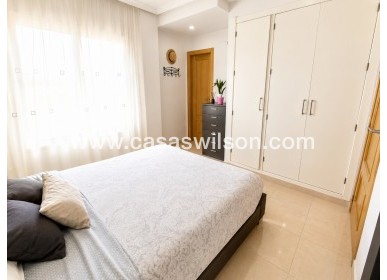 Sale - Apartment - Almoradí - Inland