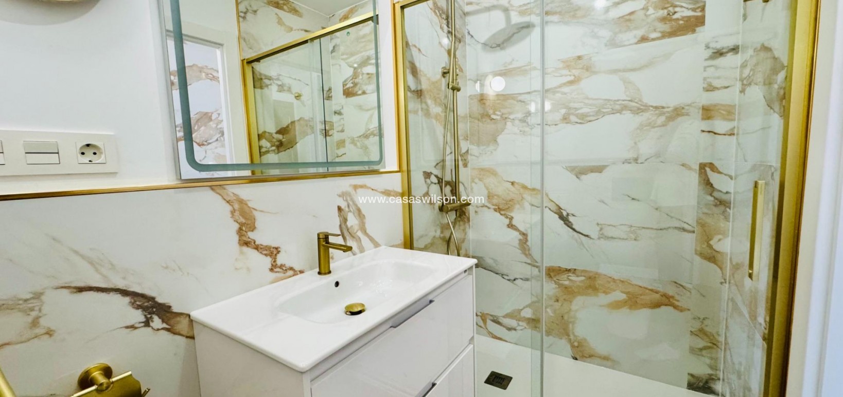 Sale - Apartment - Torrevieja - Punta prima