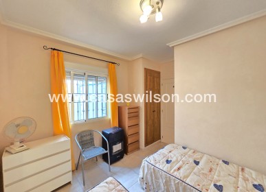Sale - Apartment / Flat * - Orihuela Costa - Los Altos *