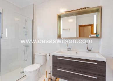 Sale - Villa - Orihuela Costa - La Regia