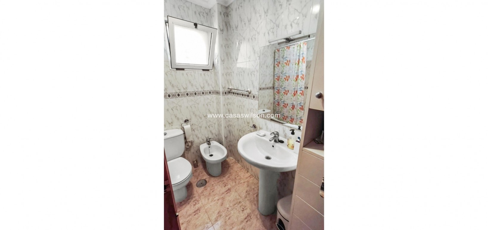 Sale - Bungalow - Orihuela Costa - Costa Blanca
