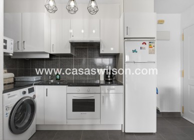 Sale - Bungalow - Torrevieja - Costa Blanca