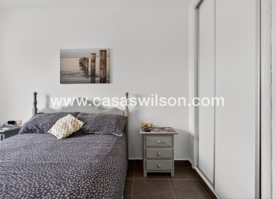 Sale - Bungalow - Torrevieja - Costa Blanca