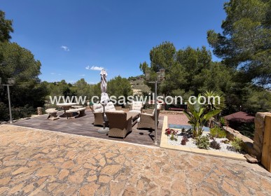 Sale - Country Property/Finca - Orihuela - Torremendo