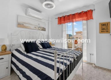 Sale - Townhouse - Torrevieja - Aguas Nuevas