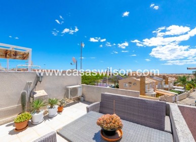 Sale - Townhouse - Torrevieja - Aguas Nuevas