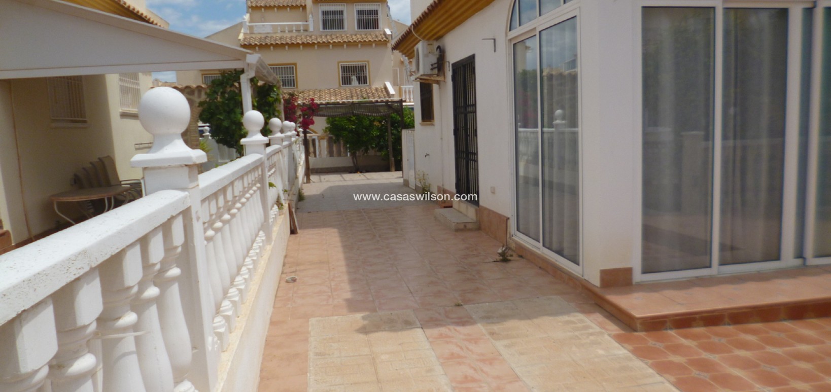 Sale - Townhouse - Playa Flamenca - Costa Blanca