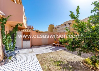 Sale - Apartment - Torrevieja - La Rosaleda