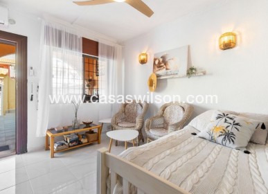 Sale - Apartment - Torrevieja - La Rosaleda