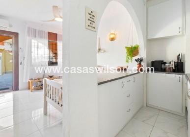 Sale - Apartment - Torrevieja - La Rosaleda
