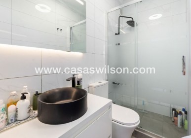 Sale - Apartment - Torrevieja - La Rosaleda