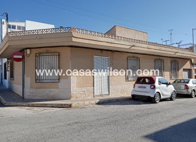 Sale - Townhouse - Los Montesinos - PUEBLO CENTRO