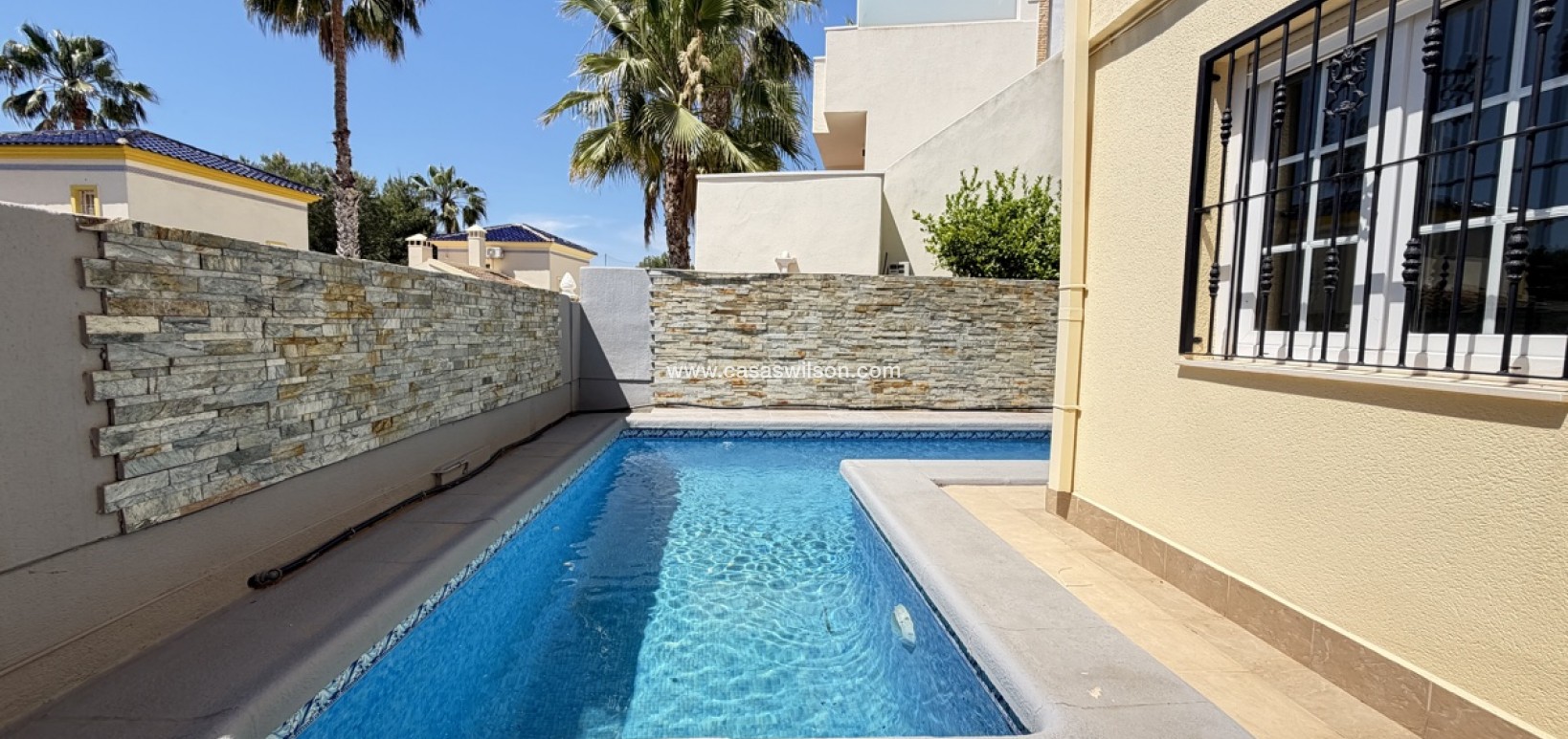 Sale - Villa - Las Ramblas Golf