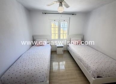 Sale - Villa - Las Ramblas Golf