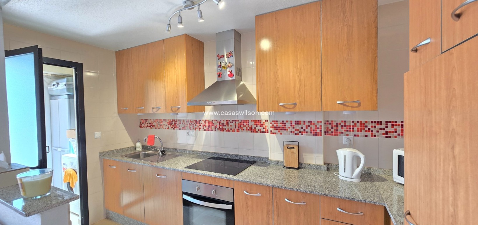 Sale - Apartment / Flat * - Orihuela Costa - Villamartín *