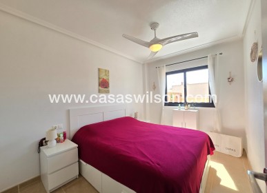 Sale - Apartment / Flat * - Orihuela Costa - Villamartín *