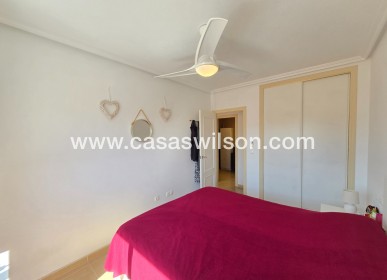 Sale - Apartment / Flat * - Orihuela Costa - Villamartín *