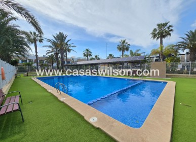Sale - Apartment / Flat * - Orihuela Costa - Villamartín *
