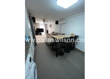 Sale - Apartment - Torrevieja - Centro