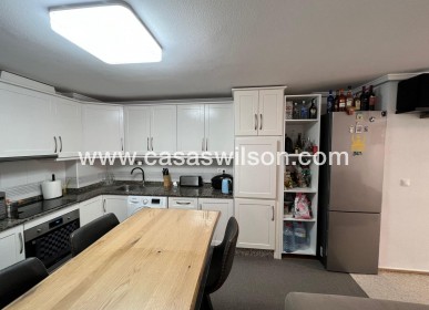 Sale - Apartment - Torrevieja - Centro