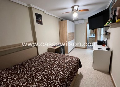 Sale - Apartment - Torrevieja - Centro