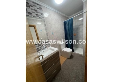 Sale - Apartment - Torrevieja - Centro