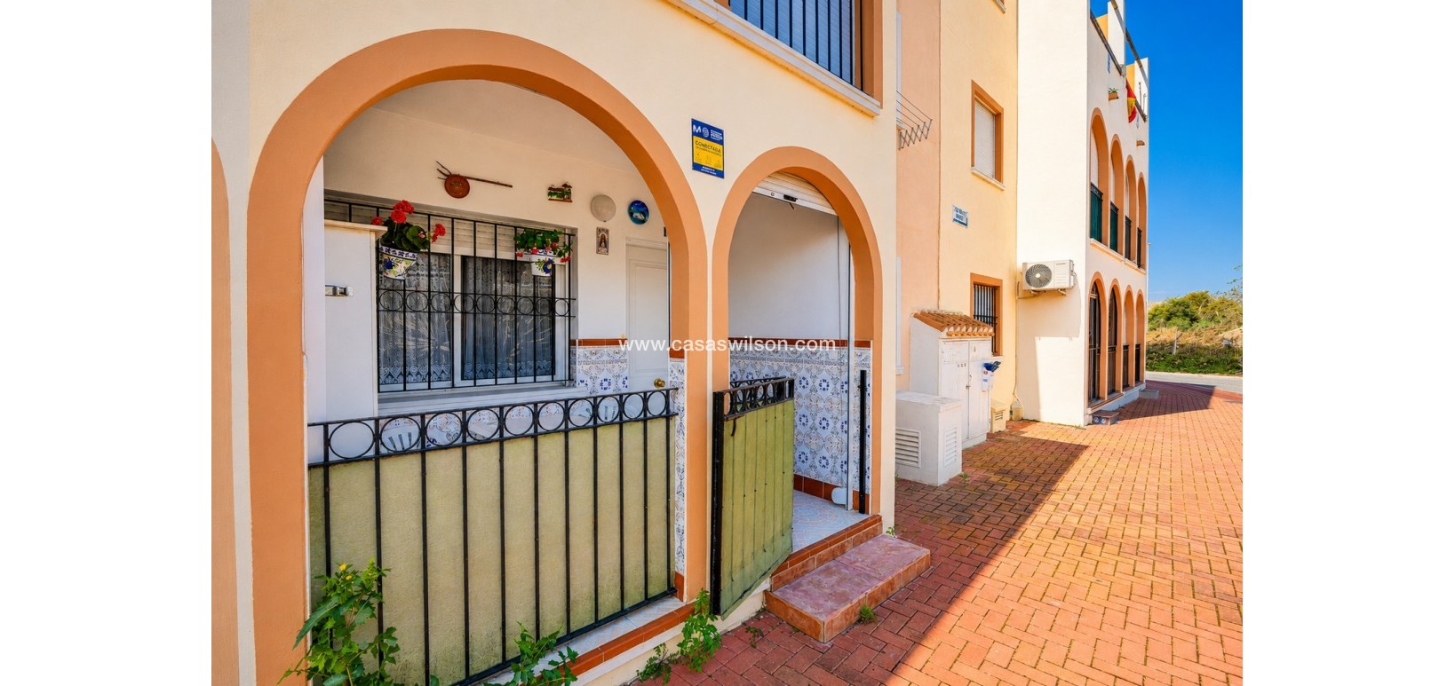 Sale - Bungalow - Torrevieja - Costa Blanca
