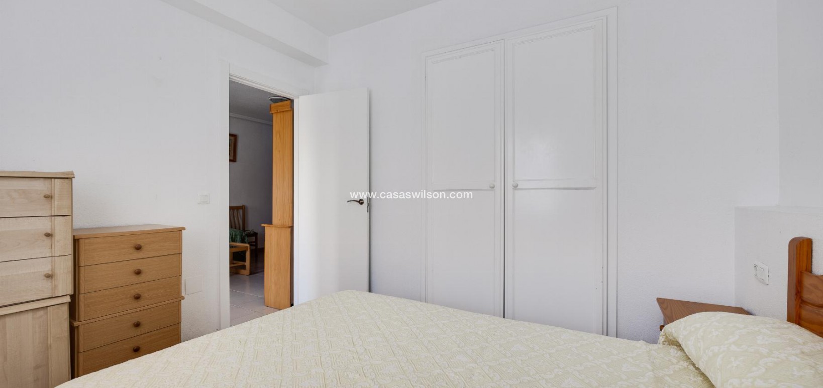 Sale - Bungalow - Torrevieja - Costa Blanca