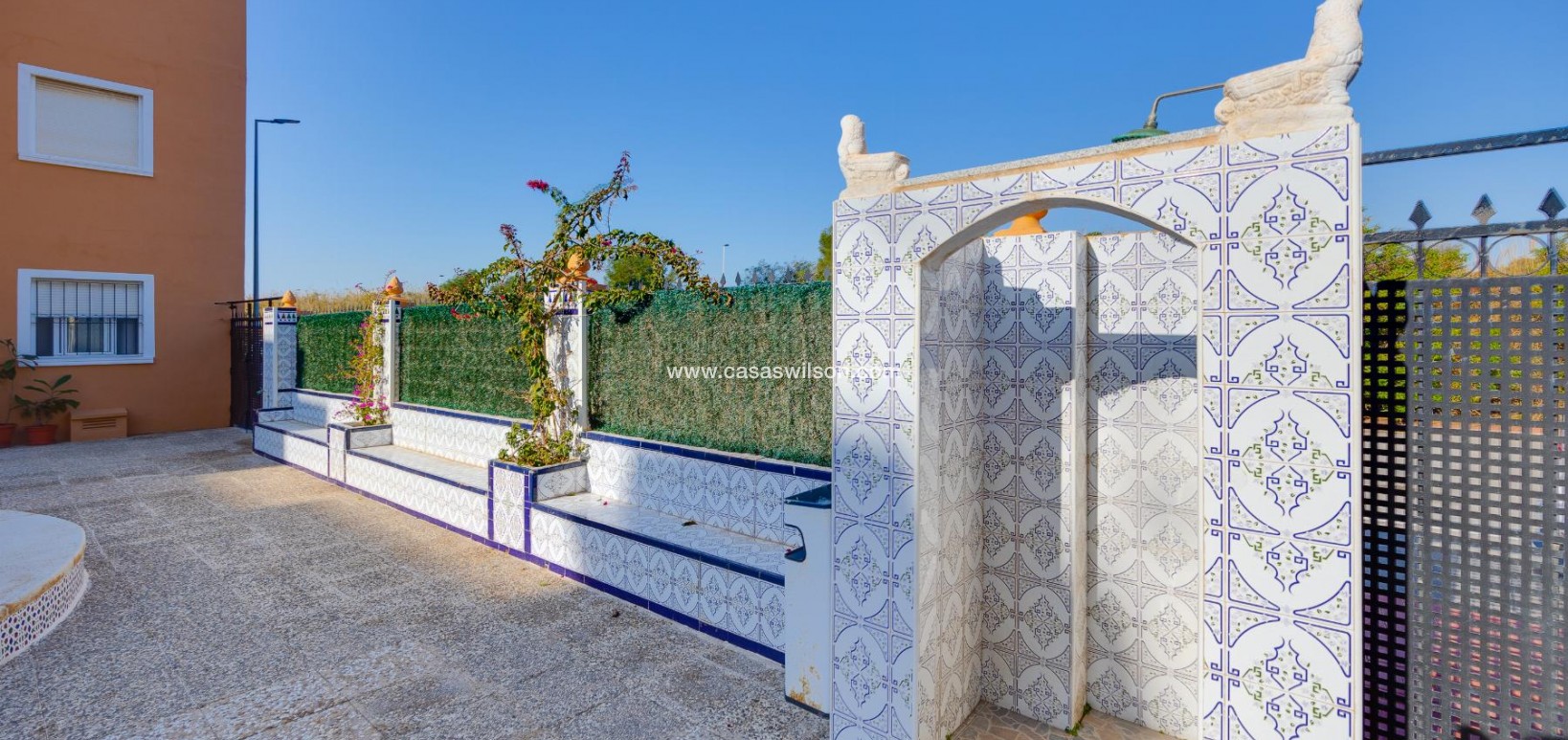 Sale - Bungalow - Torrevieja - Costa Blanca