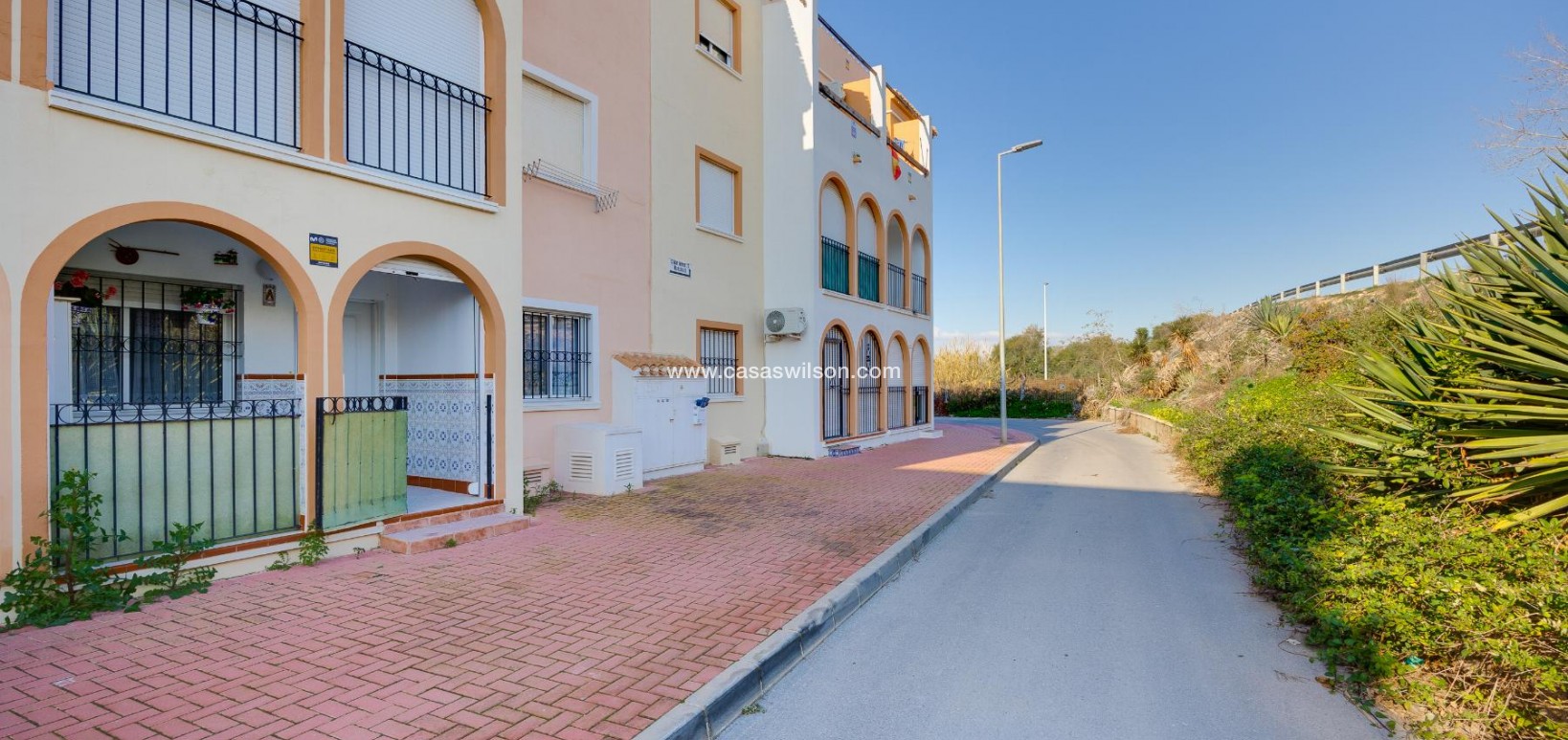 Sale - Bungalow - Torrevieja - Costa Blanca