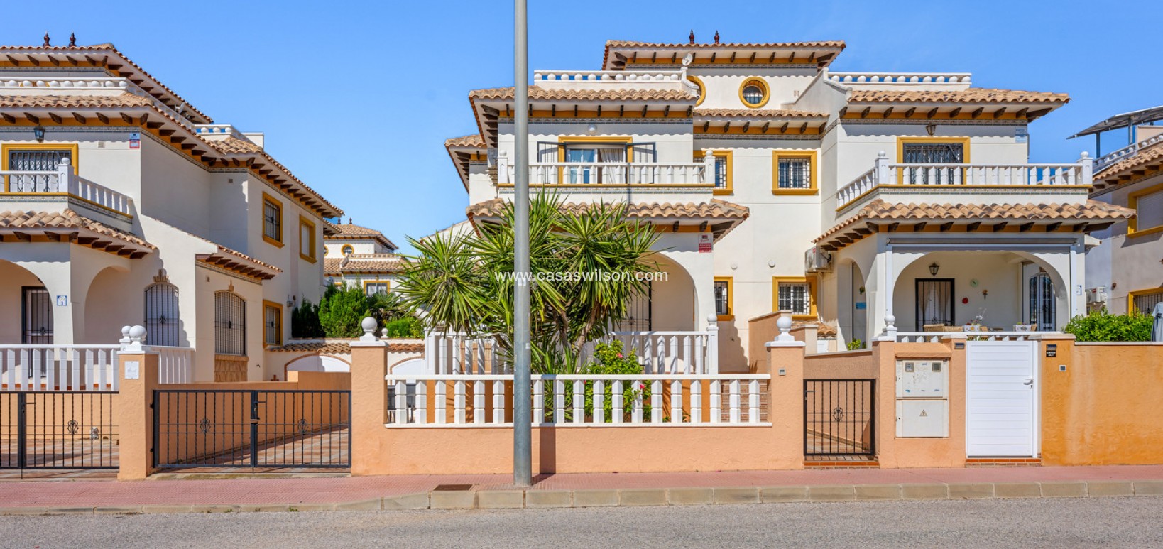 Sale - Townhouse - Cabo Roig - Costa Blanca