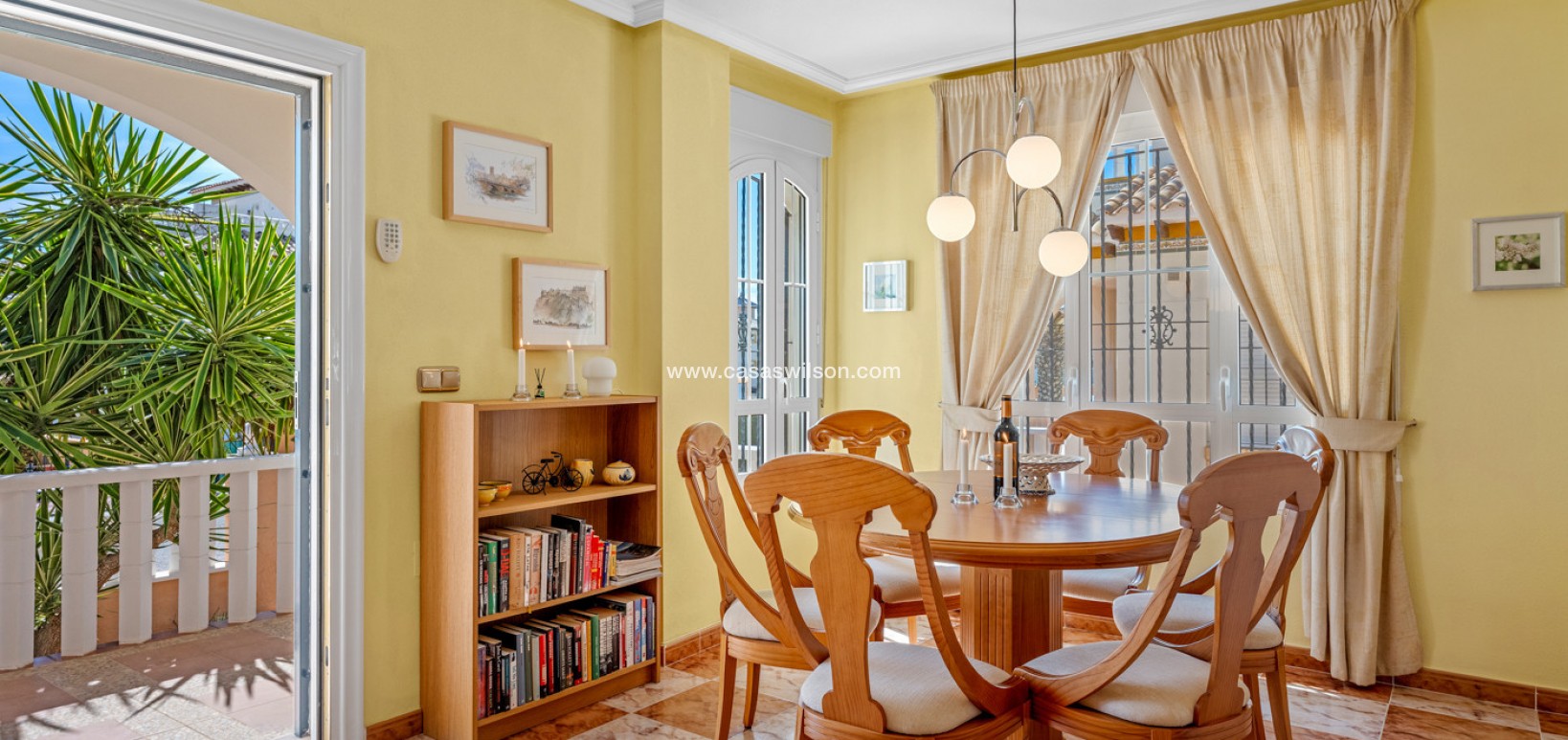 Sale - Townhouse - Cabo Roig - Costa Blanca