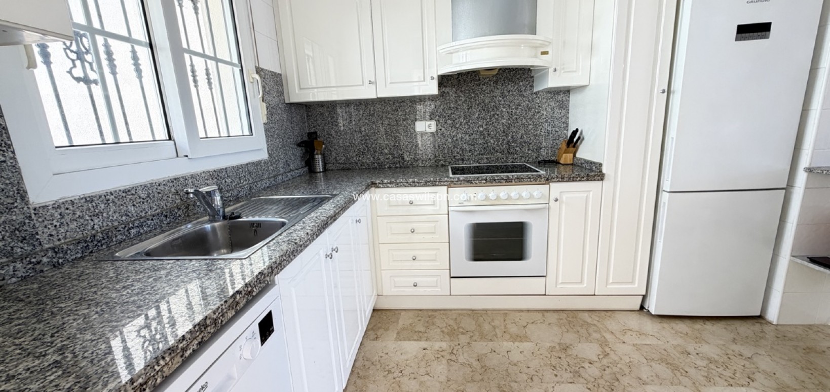 Sale - Villa - Las Ramblas Golf - Inland
