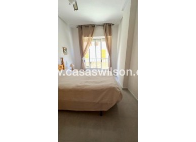 Sale - Apartment - Torrevieja - Acequion