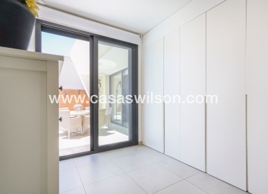 Venta - Chalet - Benijofar