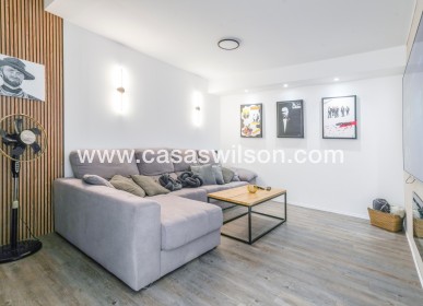 Venta - Chalet - Benijofar