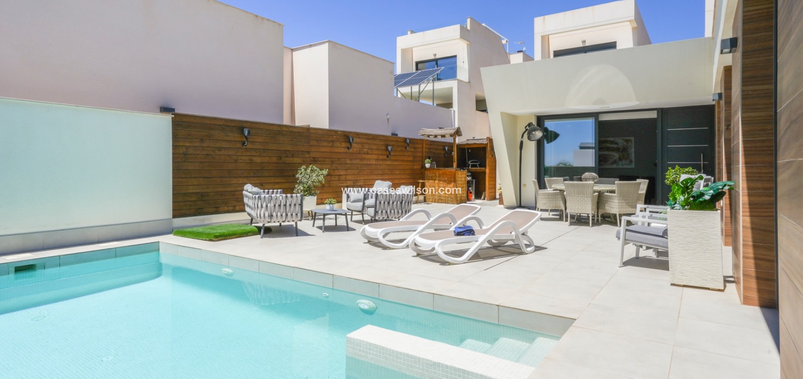 Venta - Chalet - Benijofar