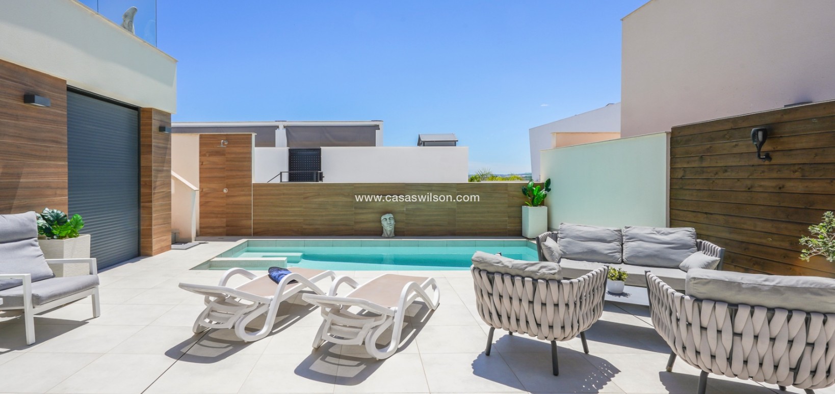 Venta - Chalet - Benijofar