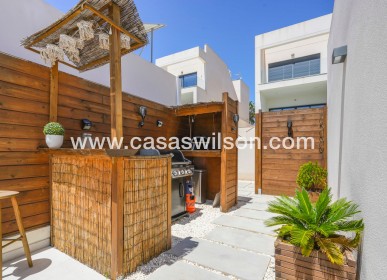 Venta - Chalet - Benijofar
